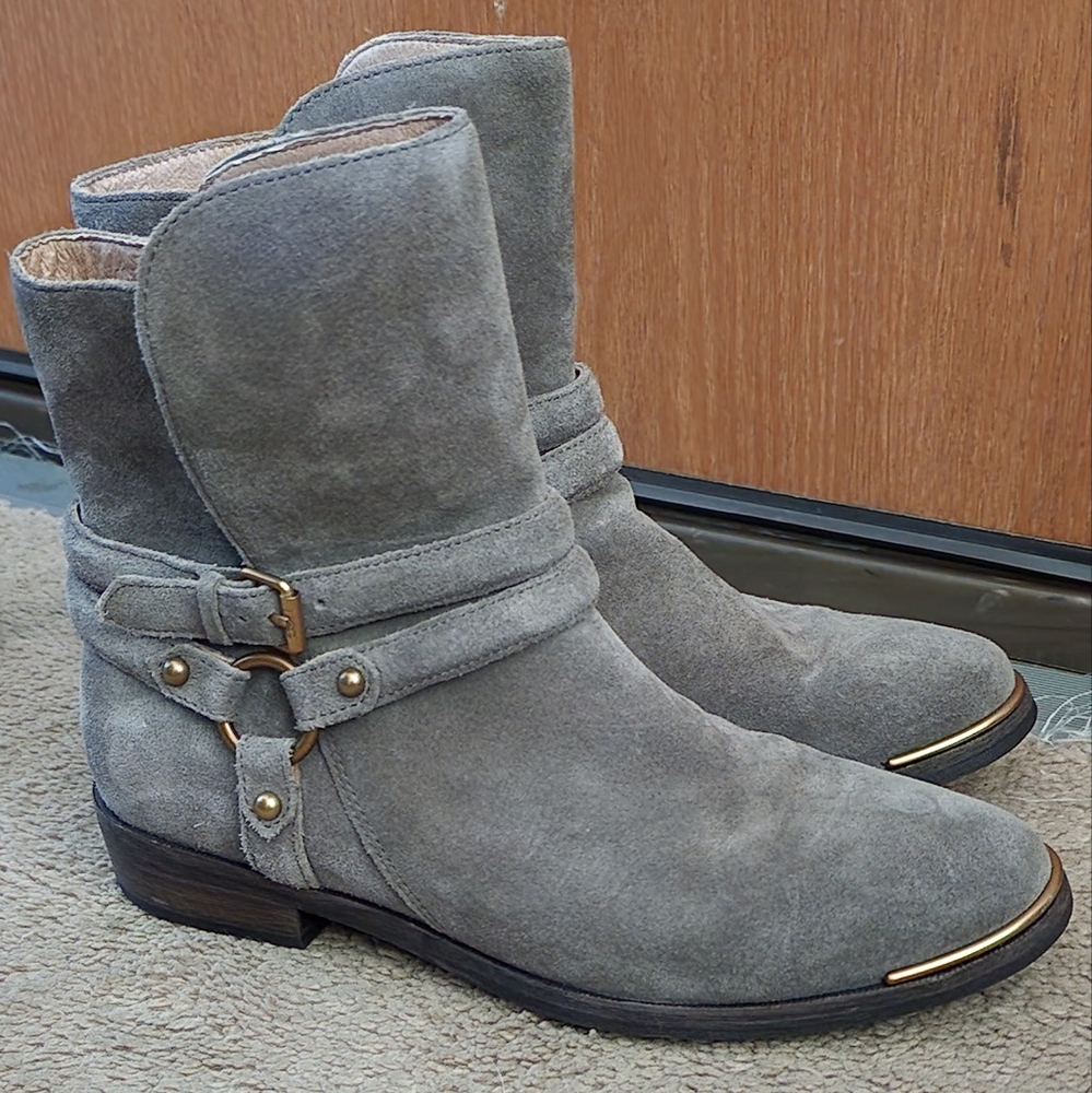 Ugg Kelby 1019151 Women’s Size 8 Suede Mouse Gray Buckle Boots/booties